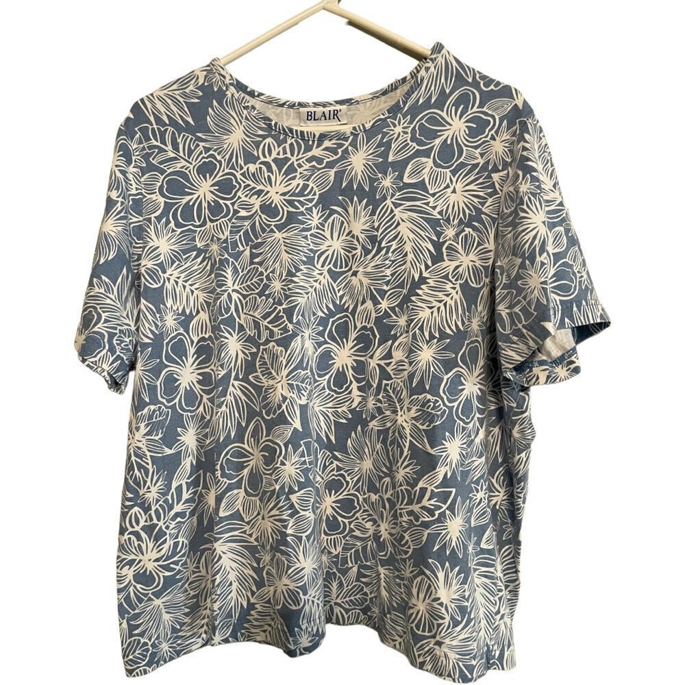Blair Women’s Top. XL